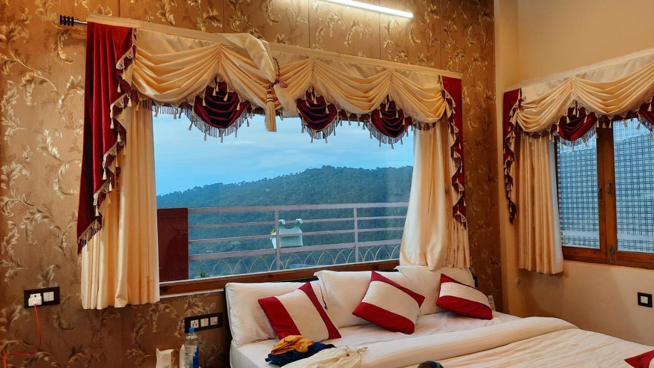 The Ranikhet Continental Hotel Kültér fotó