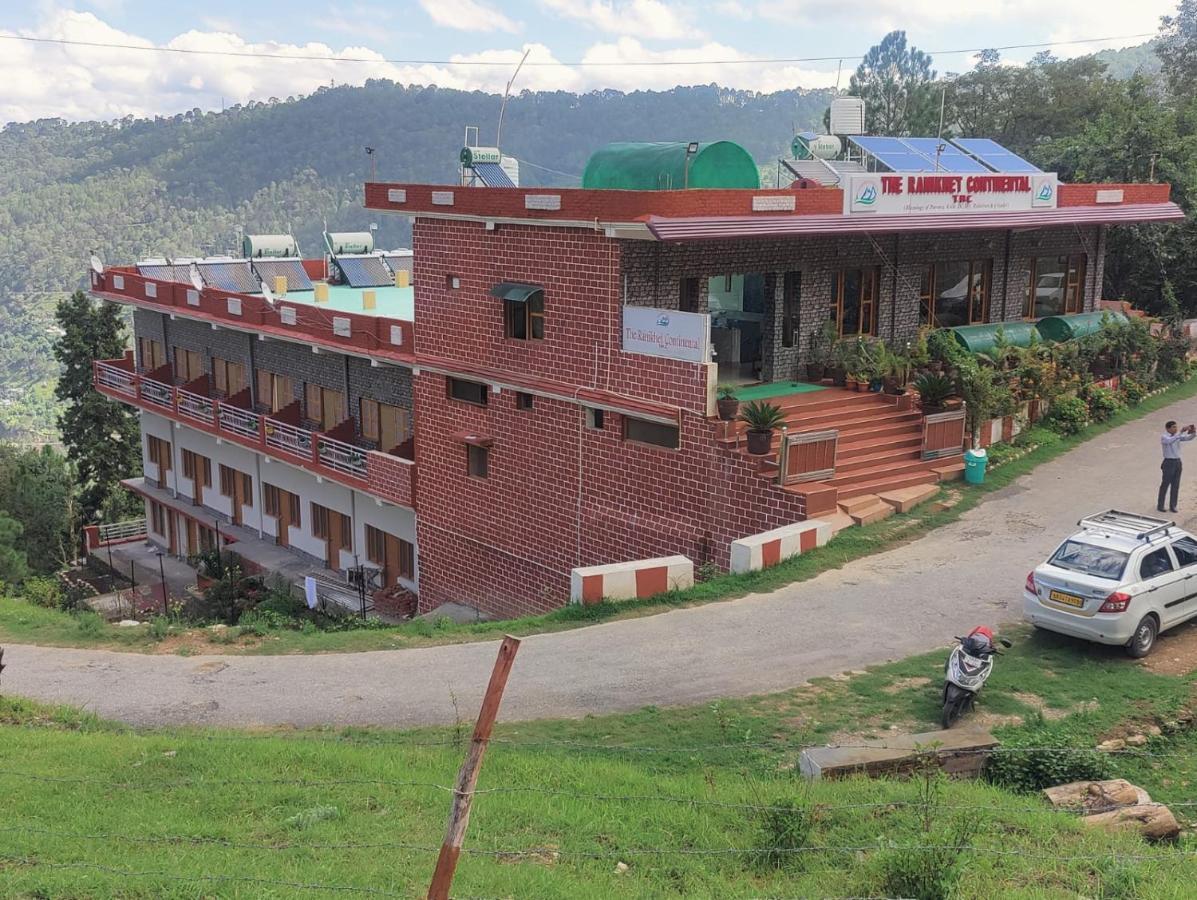 The Ranikhet Continental Hotel Kültér fotó